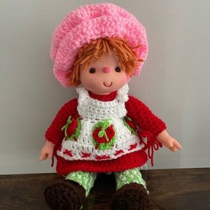 Strawberry shortcake crochet doll